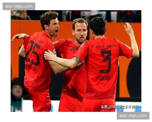 拜仁赛前训练：穆西亚拉恢复合练，有望出战对阵国米关键战