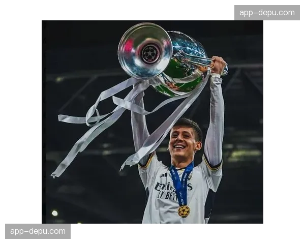 从青训到关键先生：居莱尔梅开二度展现皇马未来之星潜力