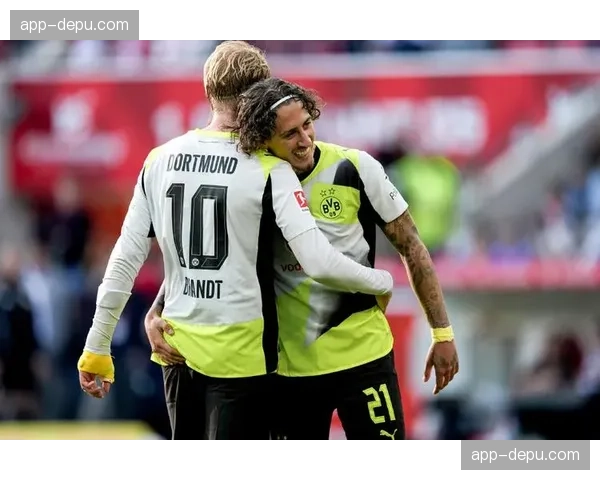 拉齐奥队长扎卡尼伤愈复出状态低迷，马赛试探转会意向